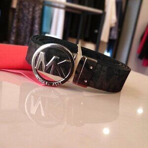 Michael Kors Reversible Leather Belt with Signature MK Buckle sz XL